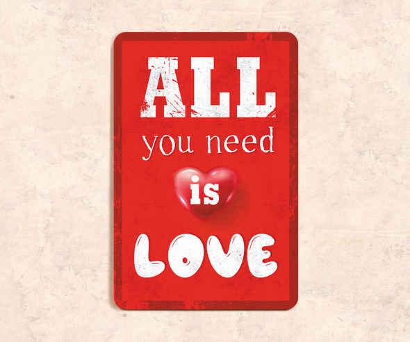Табличка All you need is love